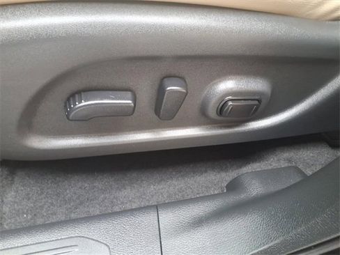 Used 2024 Nissan Murano SL image 18