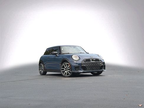 New 2026 MINI Cooper S FWD image 2