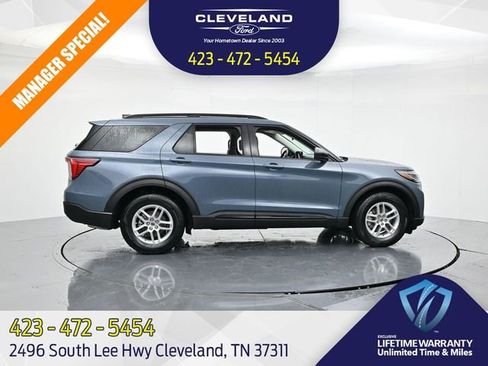 New 2026 Ford Explorer Active w/ Active Comfort Package RWD image 2