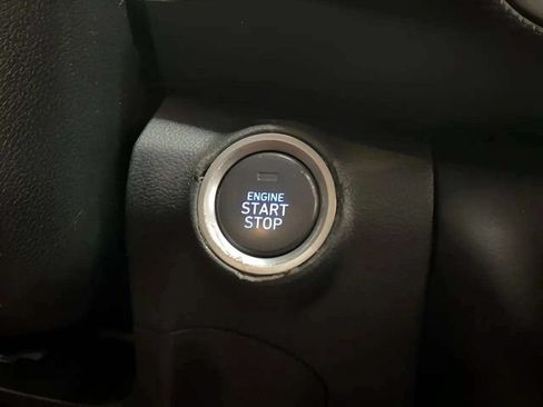 Used 2022 Hyundai Kona SEL FWD image 51