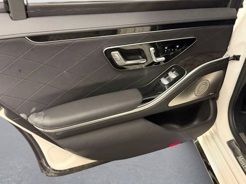 Certified 2023 Mercedes-Benz S 580 4MATIC Sedan image 11