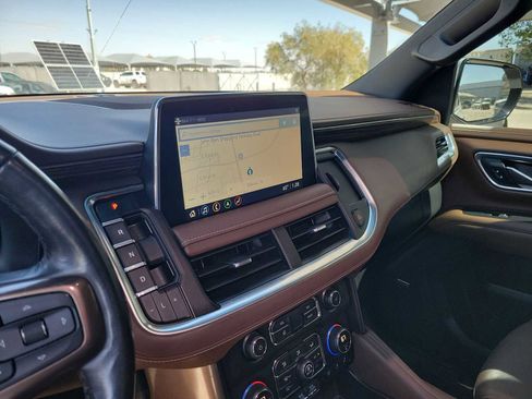 Used 2021 Chevrolet Tahoe High Country w/ Premium Package image 20