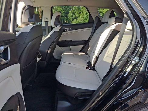 Used 2023 Kia Sportage EX FWD image 10