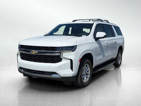 Used 2024 Chevrolet Suburban LS w/ Driver Alert Package image 3
