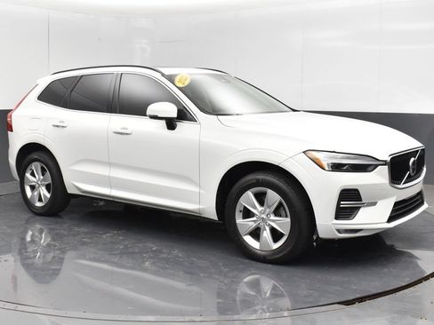 Used 2022 Volvo XC60 B5 Momentum AWD/4WD image 9