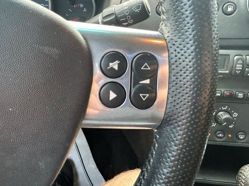 Used 2006 Pontiac Grand Prix w/ Preferred Package FWD image 19