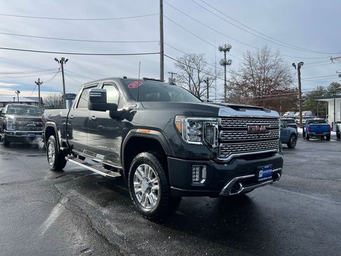 Used 2022 GMC Sierra 2500 Denali w/ Snow Plow Prep/Camper Package image 9