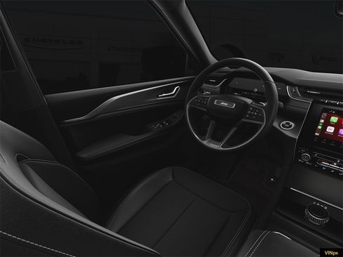 New 2025 Jeep Grand Cherokee Altitude image 42