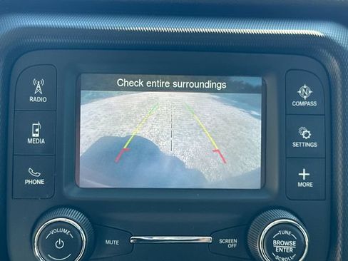 Used 2019 Jeep Wrangler Sport AWD/4WD image 25