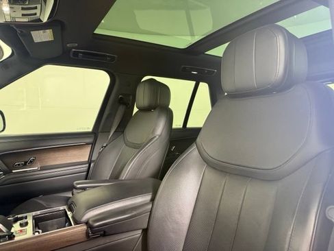 Used 2023 Land Rover Range Rover SE AWD/4WD image 6