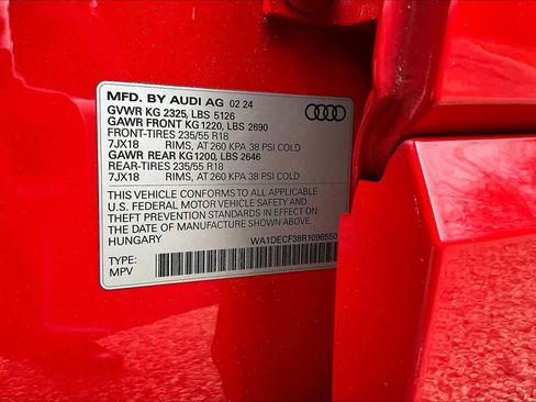 Used 2024 Audi Q3 2.0T Premium image 33