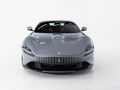 Used 2022 Ferrari Roma image 8