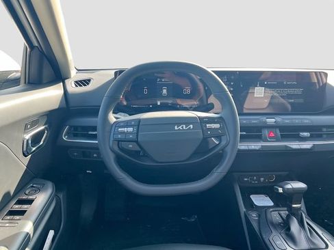 New 2026 Kia K4 EX FWD image 22