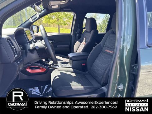 Certified 2025 Nissan Frontier PRO-4X AWD/4WD image 13