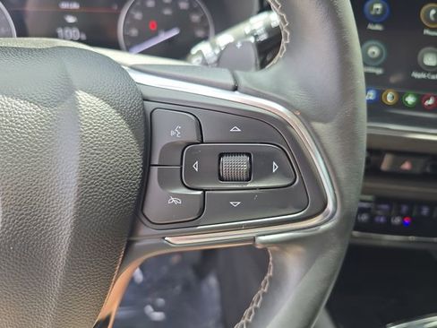 Certified 2023 Buick Envision Essence FWD image 23