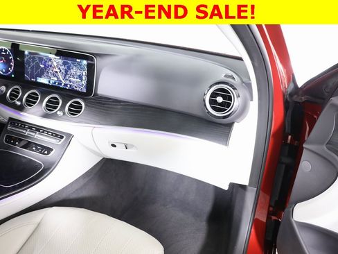 Certified 2022 Mercedes-Benz E 350 4MATIC Sedan image 51