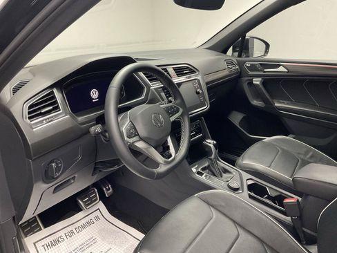 Used 2023 Volkswagen Tiguan SEL R-Line AWD/4WD image 11