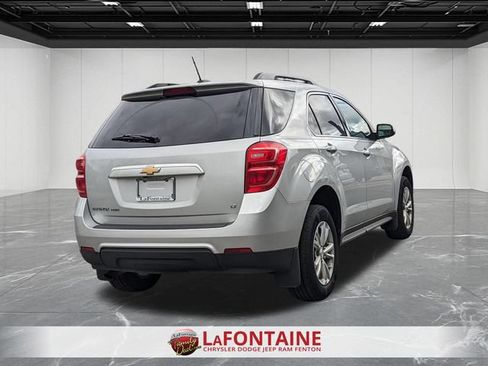 Used 2017 Chevrolet Equinox LT w/ Convenience Package AWD/4WD image 5