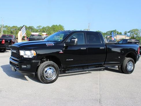 Used 2024 RAM 3500 Big Horn AWD/4WD image 5