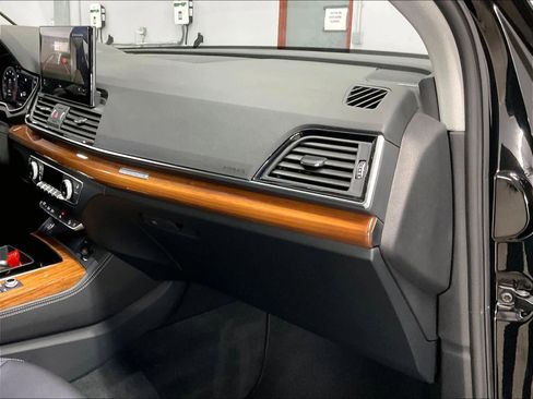 Certified 2023 Audi Q5 2.0T Premium Plus w/ Premium Plus Package image 17