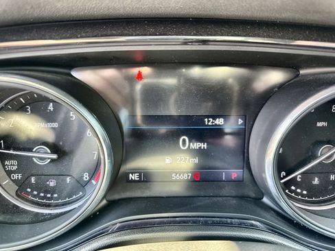 Used 2022 Buick Encore GX Select image 24