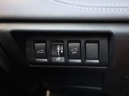 Used 2020 Subaru Outback Limited AWD/4WD image 20