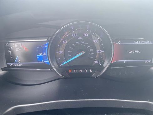 Used 2018 Ford Explorer XLT w/ Equipment Group 202A image 16