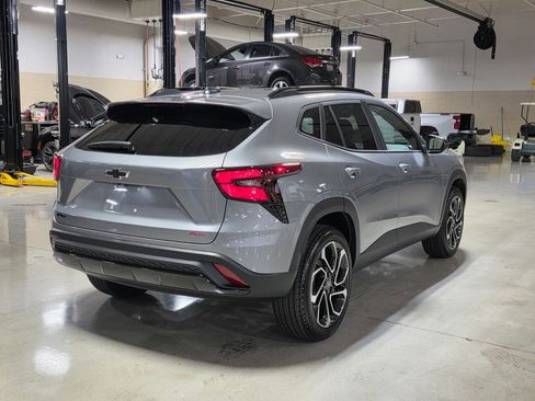 New 2026 Chevrolet Trax RS w/ Sunroof Package image 7