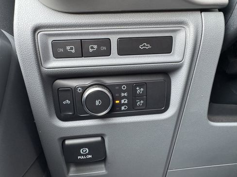 Used 2022 Ford F150 XLT w/ Equipment Group 302A High image 24