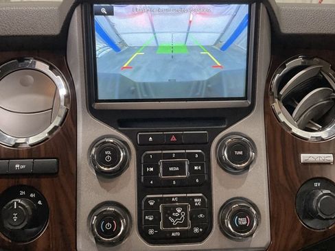 Used 2016 Ford F250 Lariat w/ Chrome Package image 18