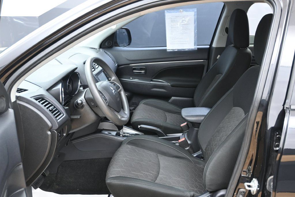 Used 2024 Mitsubishi Outlander Sport ES AWD/4WD image 23