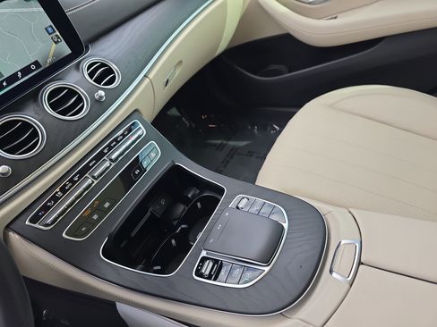 Certified 2022 Mercedes-Benz E 450 E 450 image 24