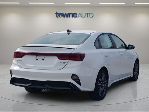 Used 2024 Kia Forte GT-Line FWD image 5