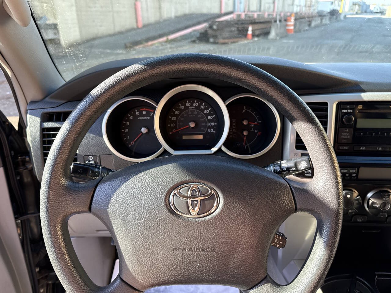 Used 2007 Toyota 4Runner SR5 AWD/4WD image 29