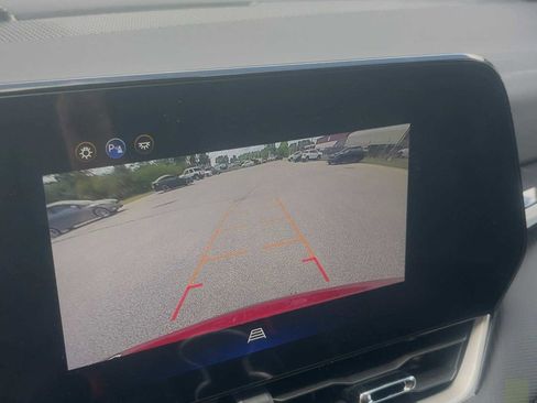 New 2026 Chevrolet Equinox LT FWD image 18