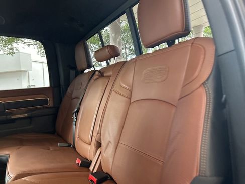 Used 2023 RAM 2500 Limited AWD/4WD image 43