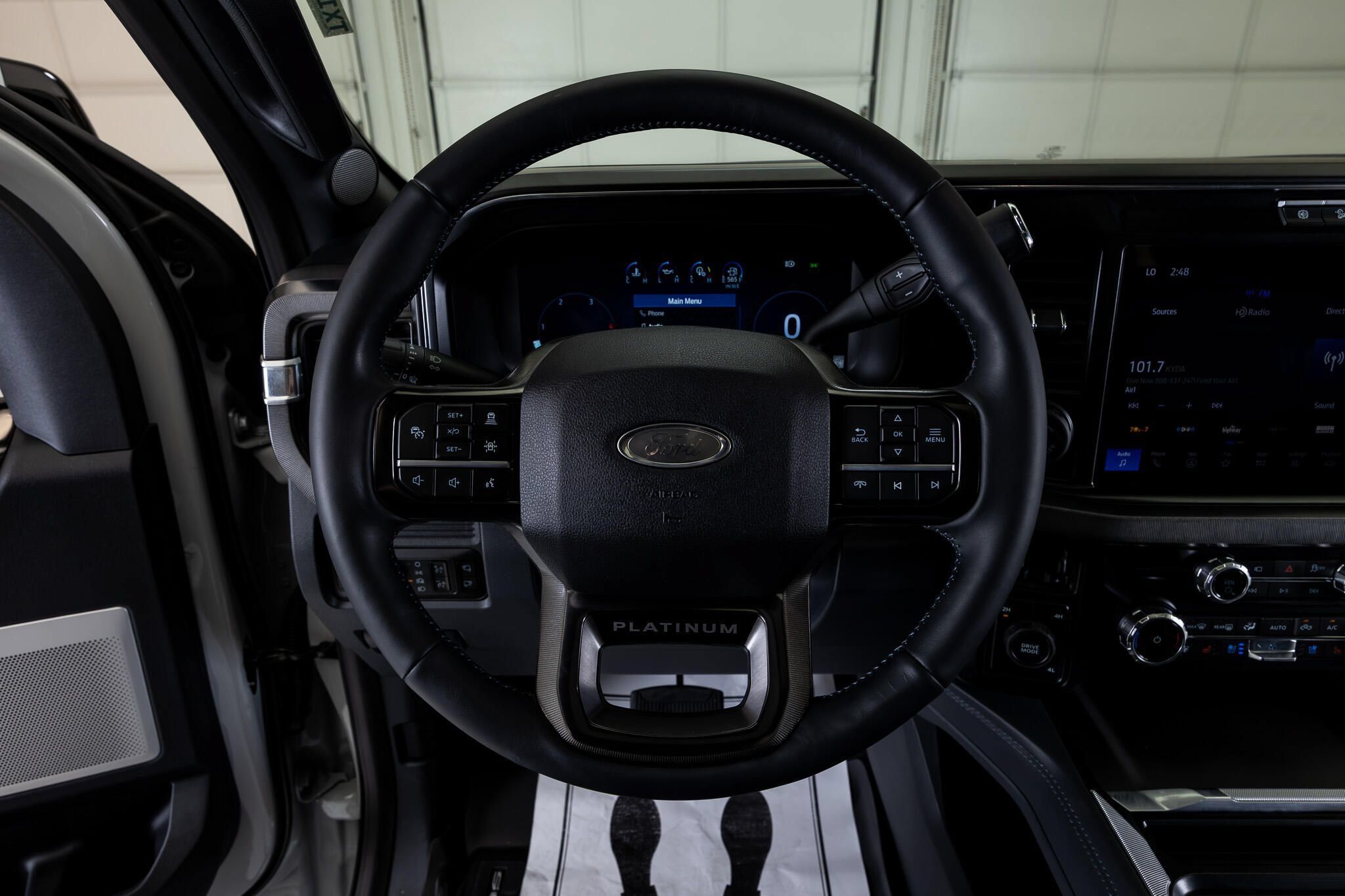Used 2026 Ford F450 Platinum AWD/4WD image 16