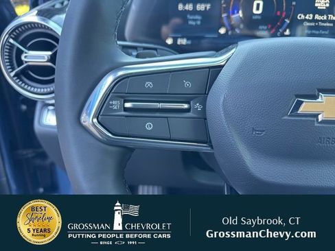 New 2026 Chevrolet Equinox LT w/ LPO, Floor Liner Package FWD image 15