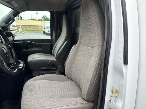 Used 2019 Chevrolet Express 3500 w/ Power Convenience Package RWD image 13