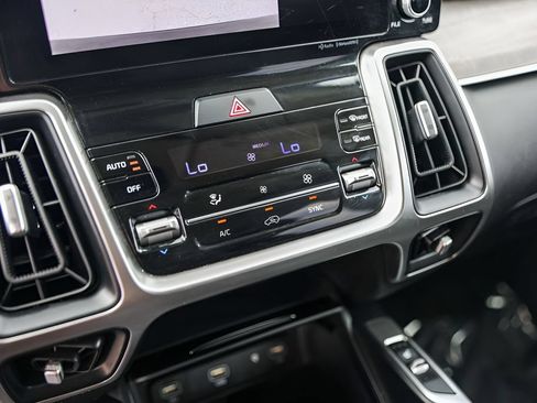 Used 2022 Kia Sorento X-Line EX AWD/4WD image 19