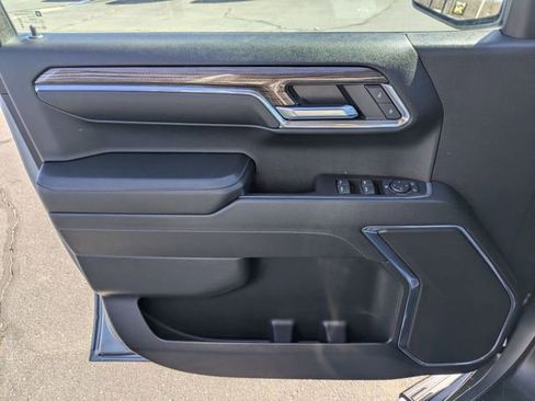 Used 2024 Chevrolet Silverado 1500 LT image 11