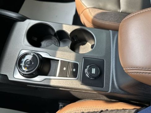 Used 2025 Ford Bronco Sport Outer Banks w/ Outer Banks Tech Package+ AWD/4WD image 24