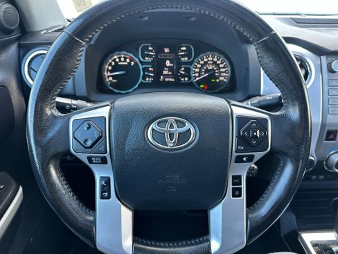 Used 2020 Toyota Tundra Limited w/ Limited Premium Package AWD/4WD image 27