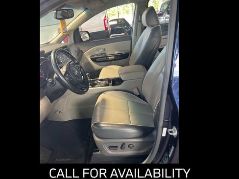 Used 2018 Kia Sedona EX FWD image 9