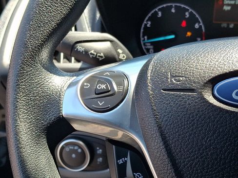 Used 2021 Ford Transit Connect XLT FWD image 22