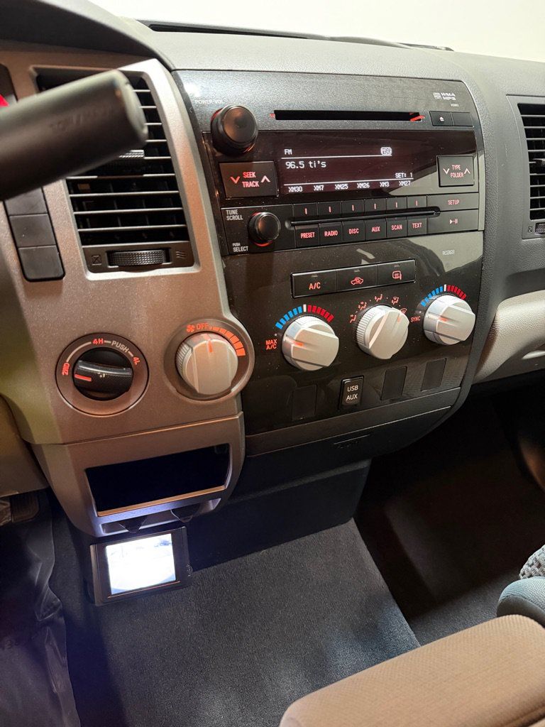 Used 2012 Toyota Tundra 4x4 Double Cab w/ Tow Pkg image 15