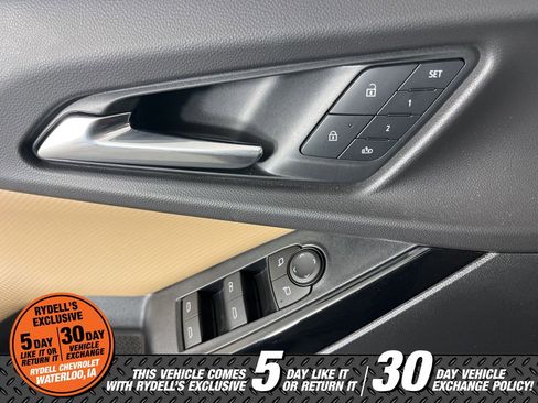 Certified 2025 Chevrolet Equinox ACTIV w/ Safety and Technology Package image 28