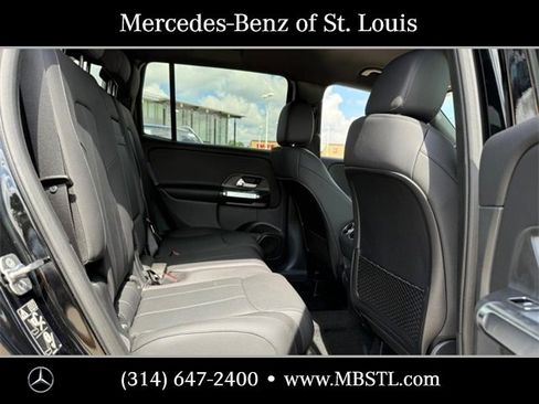 Certified 2025 Mercedes-Benz GLB 250 4MATIC image 6