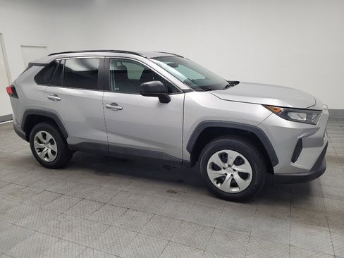 Used 2021 Toyota RAV4 LE FWD image 11