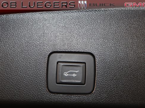 Certified 2023 Buick Encore GX Essence FWD image 21